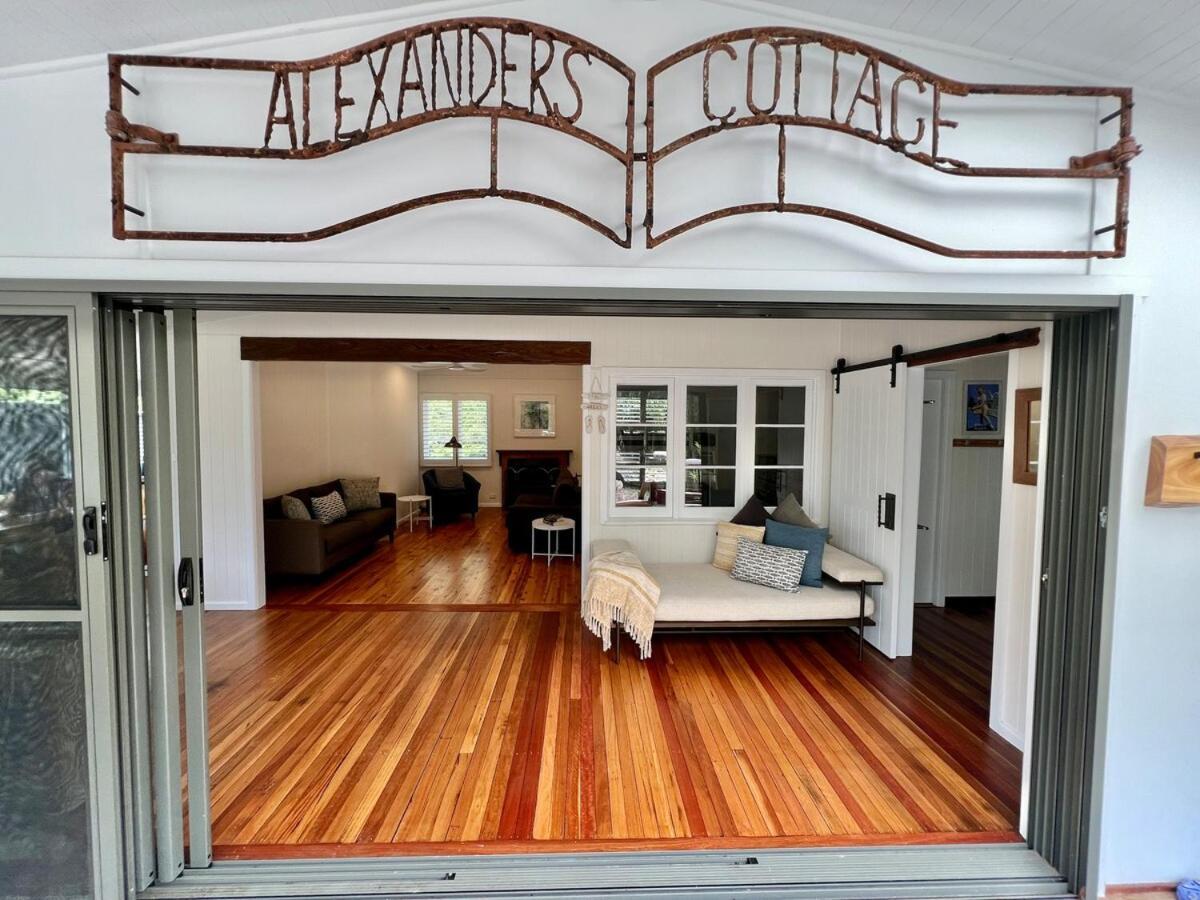 Alexander'S Cottage, Pebbly Beach East Lynne エクステリア 写真